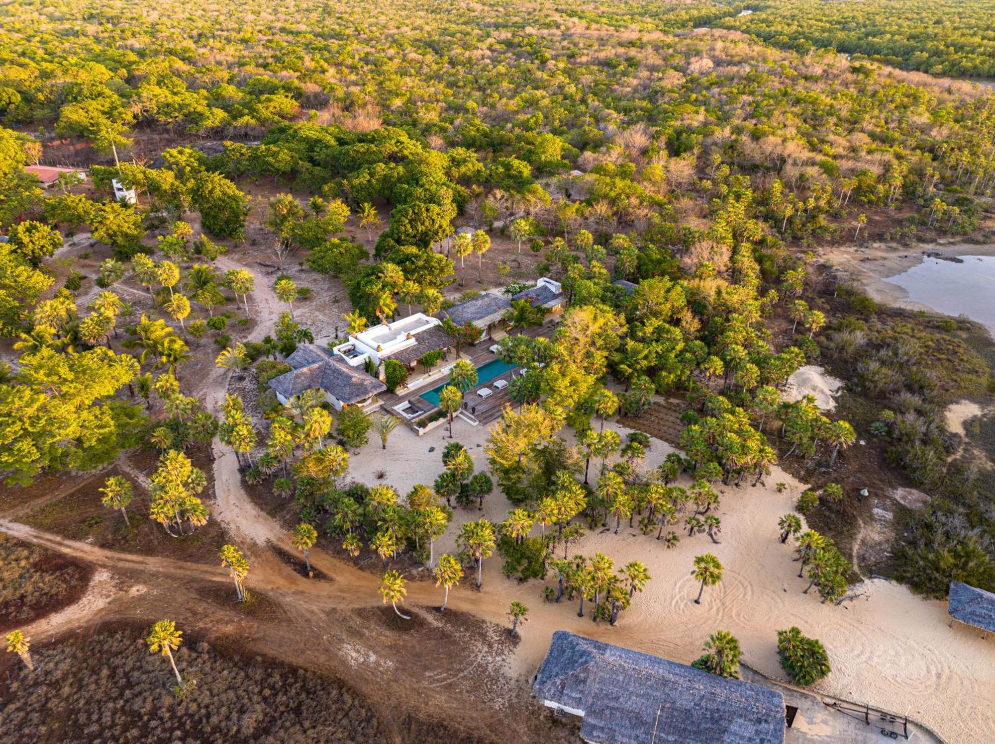 Villa Paz - La Villa Group كاموسين المظهر الخارجي الصورة